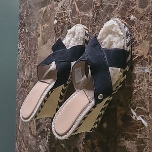 UGG suede and wool sandals 9